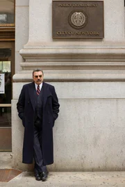 Frank Reagan (Tom Selleck)