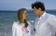 Anne (Esther Seibt) verbringt ihren Urlaub bei ihrer Mutter an der K&uuml;ste. Dort trifft sie auch Justin (Hendrik Duryn) wieder, der in ihr alte Gef&uuml;hle weckt.