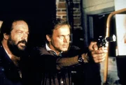 Auch nach der Suspendierung sind Steve (Bud Spencer, l.) und Doug (Terence Hill, r.) immer noch ein unschlagbares Team ...
