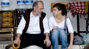 H&uuml;seyin (Vedat Erincin) und seine Enkelin Cenan (Aylin Tezel) verstehen sich gut