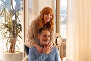 Valerie Cherish (Lisa Kudrow), Mark Berman (Damian Young)