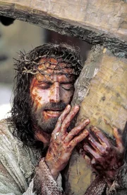 Jesus (James Caviezel).