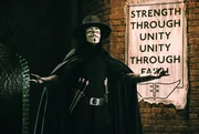 Die Welt scheint kurz vor dem Untergang zu stehen, doch das gute alte Britannien kann dank autorit&auml;rer F&uuml;hrung weiterhin bestehen. Vendetta (Hugo Weaving) hat genug davon und versucht alles, um diesem Regime endlich ein Ende zu setzen ...