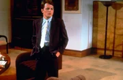 Als sein Onkel ihm einen Job in der Poststelle eines gro&szlig;en Konzerns verschafft, schnappt Fox (Michael J. Fox) sich kurzerhand ein leeres B&uuml;ro und gibt sich als Manager aus ?
