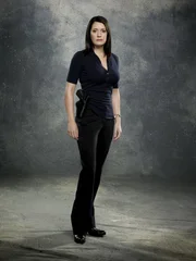 (7. Staffel) - Gemeinsam mit ihren Kollegen bringt Emily Prentiss (Paget Brewster) jeden Serient&auml;ter zur Strecke ...