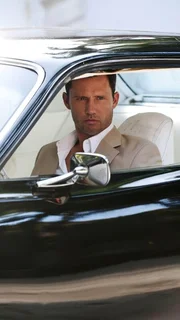 Michael (Jeffrey Donovan) will herausfinden, wer noch hinter der Bibel her ist, um so an weitere Hinterm&auml;nner in einem ehemaligen Fall zu gelangen.