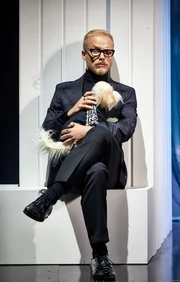 Ily&agrave; Dovnar (Don Eusebio).