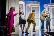 Petra Radulovic (Ernestina), Inna Demenkova (Berenice), Alberto Robert (Conte Alberto), Roberto Lorenzi (Don Parmenione), Ily&agrave; Dovnar (Don Eusebio).