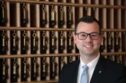 Der Herr der Schl&uuml;ssel: Richard Philipp Reeschke ist Rezeptionist im Brenners Park Hotel & Spa in Baden-Baden.