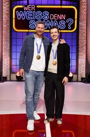 Die Kandiaten dieser Sendung: Der zweifache Olympiasieger und f&uuml;nfmaliger Weltmeister im Bobfahren Johannes Lochner (l.) und der Skisprung-Olympiasieger Philipp Raimund (r.).