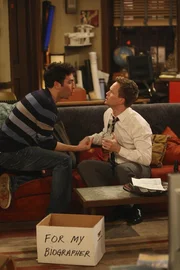 W&auml;hrend Ted (Josh Radnor, l.) und Barney (Neil Patrick Harris, r.) Robin wieder zur&uuml;ckhaben wollen, haben Lily und Marshall beschlossen, in separaten Betten zu n&auml;chtigen ...