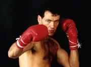 Jahrelanges Training, eiserne Disziplin und ein Leben fernab der DDR-Normalit&auml;t: So sah jahrzehntelang der Alltag f&uuml;r Nachwuchstalente im DDR-Leistungssport aus &ndash; auch f&uuml;r den sp&auml;teren Box-Olympiasieger und Weltmeister Henry Maske.