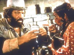 Als vermeintlicher Wunderdoktor lehrt Buddy (Bud Spencer, l.) den Bewohnern eines Wildwest-St&auml;dtchens das F&uuml;rchten.