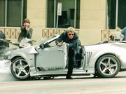 Josh Hartnett (Det. K.C. Calden), Harrison Ford (Sgt. Joe Gavilan).
