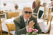 Martin Landau (Jerry Duran).