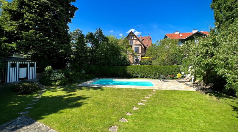 Im Cottage - Die Gartenstadt in Wien (A, 2022)