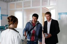 (v.li.): Lavinia Wilson (Eva Meinert), Fahri Og&uuml;n Yardim (Finn), Hubertus Grimm (Peter Kranz).