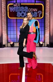 Als Kandidat:innen zu Gast in der Sendung: Die S&auml;ngerin, Schauspielerin und Musicaldarstellerin Ute Lemper (l.) und der TV-Juror, Choreograf und Model Jorge Gonz&aacute;lez (r.).