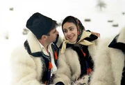 Vasile und Delia im Hochzeitschlitten.