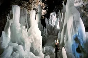 Scarisoara H&ouml;hle bei Nucet, unterirdische Gletscher der Karpaten.