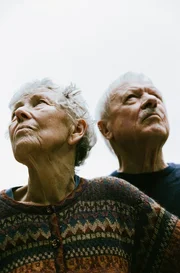 Eva Simon war Lehrerin und Autorin, Dieter Simon Architekt und Dozent.