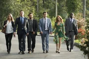 (v.l.n.r.) Rebecca Crosby (Annabelle Wallis); Bob Callahan (Jon Hamm); Randy "Chilli" Cilliano (Jake Johnson); Hogan "Hoagie" Malloy (Ed Helms); Anna Malloy (Isla Fisher); Kevin Sable (Hannibal Buress)