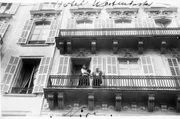 Nach dem Zweiten Weltkrieg reisten die Beckmanns umgehend nach Frankreich an die geliebte C&ocirc;te d'Azur und logierten im besten Hotel am Platz.