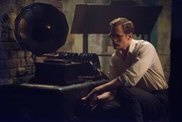 Stephen Lubert (Alexander Skarsg&aring;rd)