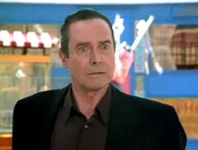 Der Magier Carl Dorner (Bradford Dillman) gastiert mit seinem Zirkus in Cabot Cove.