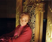 Humma Kavula (John Malkovich)