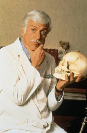 Dr. Mark Sloan (Dick Van Dyke)