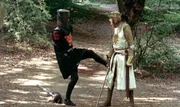 K&ouml;nig Artus (Graham Chapman, re.) im Kampf mit dem Schwarzen Ritter (John Cleese)