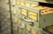Die Daten von Millionen deutscher Soldaten lagern im Archiv des Volksbundes deutscher Kriegsgr&auml;berf&uuml;rsorge in Kassel.
