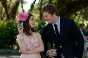Alison Brie (Suzie), Chris Pratt (Alex).