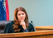 Heather Magee (Richterin Mennemeyer).