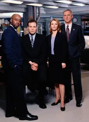 Law & Order Criminal Intent Season01 Gallery, Criminal Intent Verbrechen im Visier Season01 Gallery Darsteller Courtney B. Vance, Jamey Sheridan, Kathryn Erbe, Vincent D'Onofrio