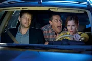 Hunter (Ike Barinholtz), Mitchell (John Cena), Lisa (Leslie Mann)