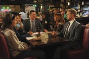 Gute Freunde: Ted (Josh Radnor, 2.v.l.), Marshall (Jason Segel, M.), Barney (Neil Patrick Harris, r.), Lily (Alyson Hannigan, 2.v.r.) und Robin (Cobie Smulders, l.) ...
