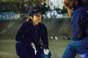 Merri (Zoe McLellan, l.) und Wade (CCH Pounder, r.) bei den Ermittlungen in einem Mordfall, der wie ein Selbstmord aussehen sollte ...