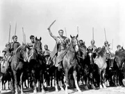 Die aufst&auml;ndischen Sklaven und ihr Anf&uuml;hrer Spartacus (Krik Douglas, Mi.)