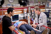 (l-r) Dominic Rains als Crockett Marcel, Steven Weber als Dean Archer