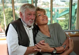 Eine alte Liebe: Paul Hermes (Dietmar Sch&ouml;nherr) mit seiner Studienfreundin Ilse Gieseking (Judy Winter).