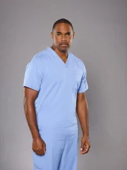 (13. Staffel) - Muss sich neuen Herausforderungen stellen: Dr. Ben Warren (Jason George) ... (13. Staffel) - Muss sich neuen Herausforderungen stellen: Dr. Ben Warren (Jason George) ...
