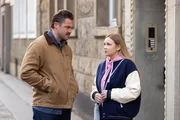 Ronja (Theresa Traser) ist trotz Bambis (Ben Heinrich) Zweifeln entschlossen, ihre Gef&uuml;hle f&uuml;r Baris zu &uuml;berwinden.