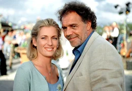 Die Hamburger Rechtsanw&auml;ltin Corinna Jacobs (Maria Furtw&auml;ngler) verliebt sich in den Umweltsch&uuml;tzer Dr. Jens Groote (Christian Kohlund), gegen den sie einen Gerichtsprozess f&uuml;hren soll.