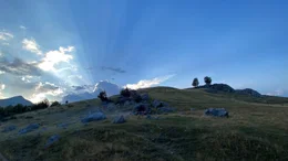 Sonnenuntergang &uuml;ber den albanischen Alpen.