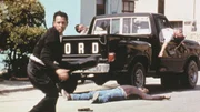Mitten am Tag wird der junge Mariachi (Carlos Gallardo) unerwartet verfolgt und findet sich pl&ouml;tzlich in einer Schie&szlig;erei auf offener Stra&szlig;e wieder.