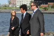 LAW & ORDER: CRIMINAL INTENT -- "Bedfellows" Episode 6003 -- Pictured: (l-r) Kathryn Erbe as Det. Alexandra Eames, Eric Begosian as Captain Danny Ross, Vincent D'Onofrio as Det. Robert Goren -- NBC Photo: Eric Liebowitz