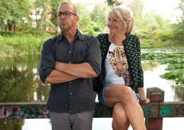 Der Forscher Leonard (Heino Ferch) und die Caf&eacute;betreiberin Judith (Tanja Wedhorn) haben wenig gemeinsam.