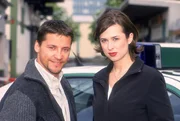 Die Kommissare Panitz (Patrick Bach) und Engels (Tanya Neufeldt).